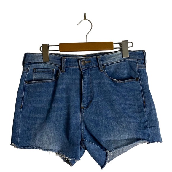 Banana Republic Pants - Banana Republic Women's Upscale Denim Cut-Off Shorts Sz 31